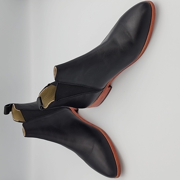 NISOLO Black Chelsea Boots, size 8 - Picture 3 of 7